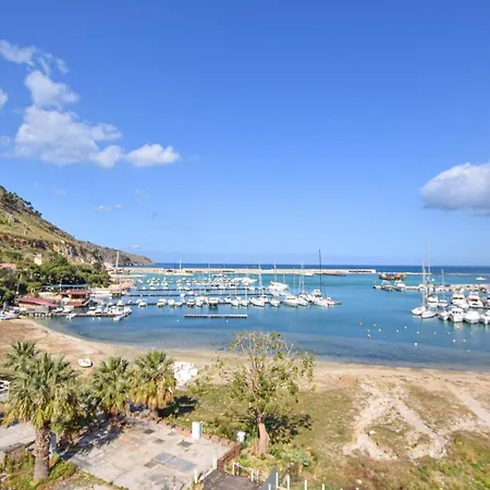 Amazing In Castellammare D,g, With Wifi Castellammare del Golfo